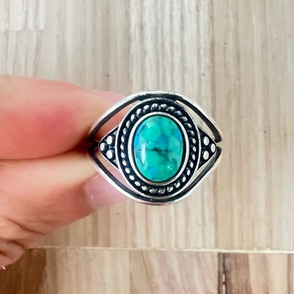 925 Sterling Silver Jewelry - Vintage style 925 sterling silver blue green gemstone ring